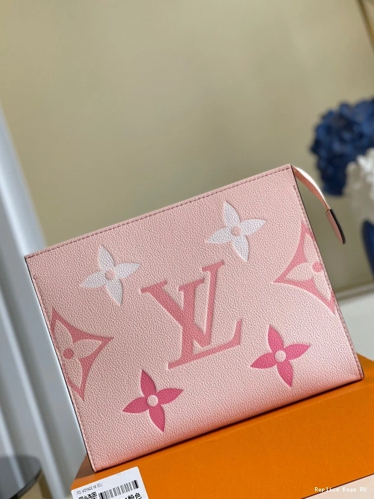 Cheap TOILETRY VUITTON LOUIS 26 POUCH 0719
